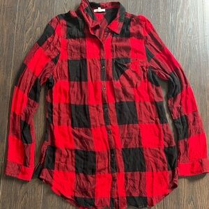 Maurices Red & Black Buffalo Plaid Button Down Shirt